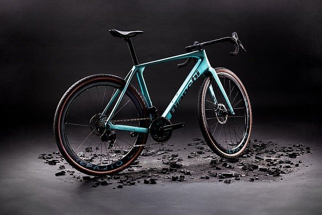Bianchi Impulso RC Gravel Bike - Image 3