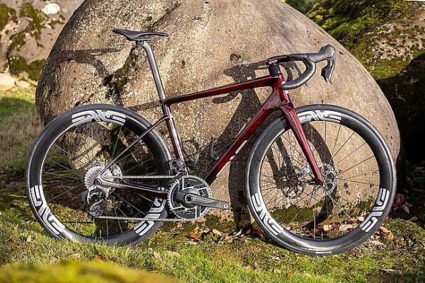 ENVE Melee RED E1 LTD #14 of 50 Road Bike - Image 3